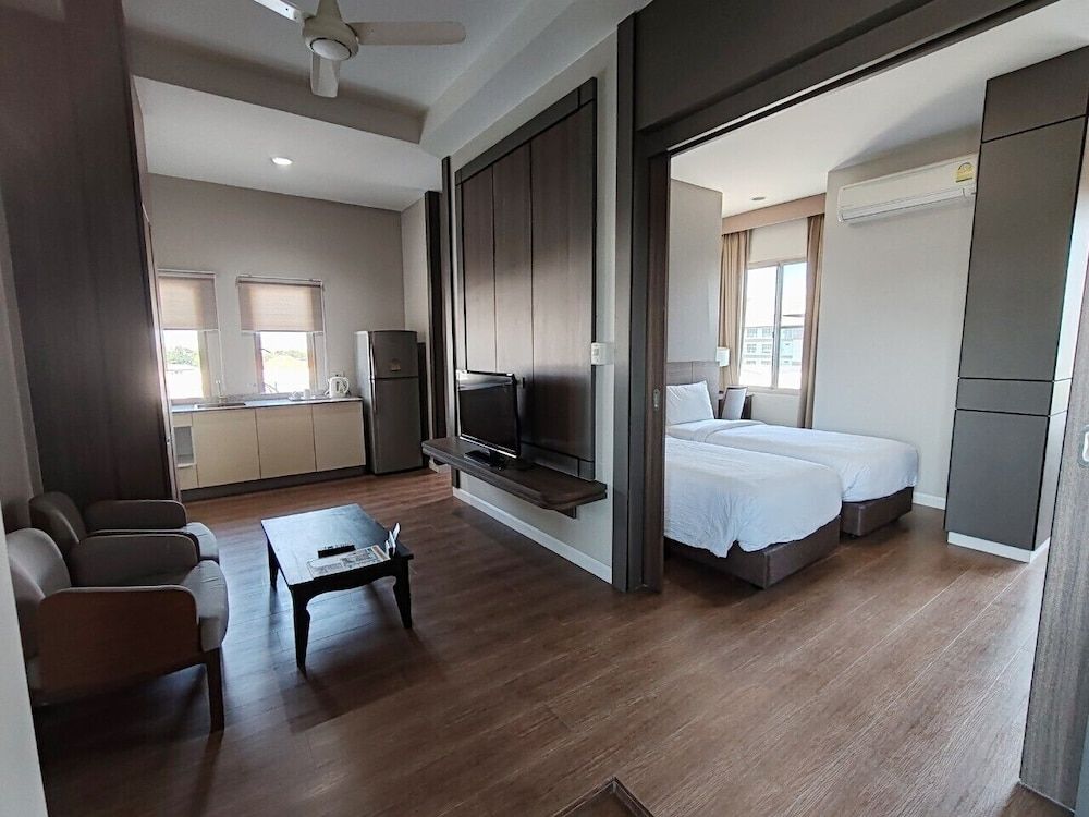 undefined J Park Hotel 2