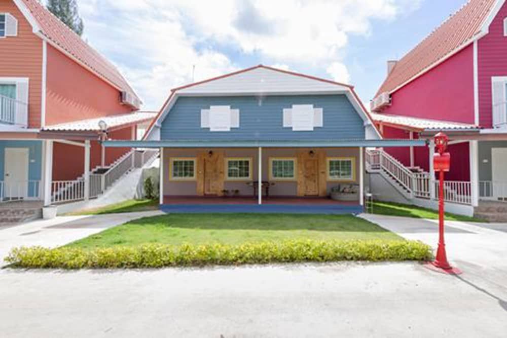 undefined Belmont Village 4