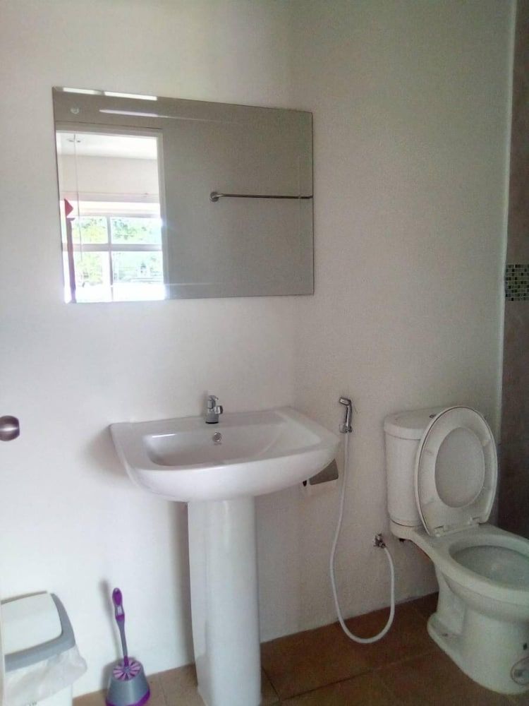 Merlin Plaza Apartments Economy Apartment 11