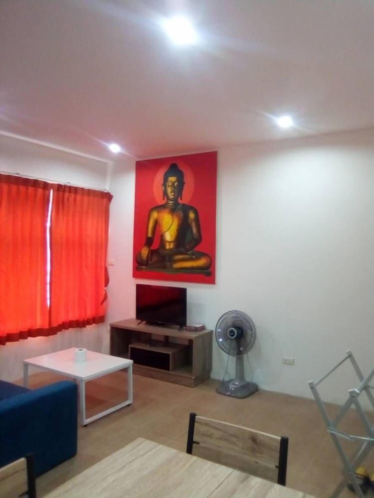 Merlin Plaza Apartments Economy Apartment 6