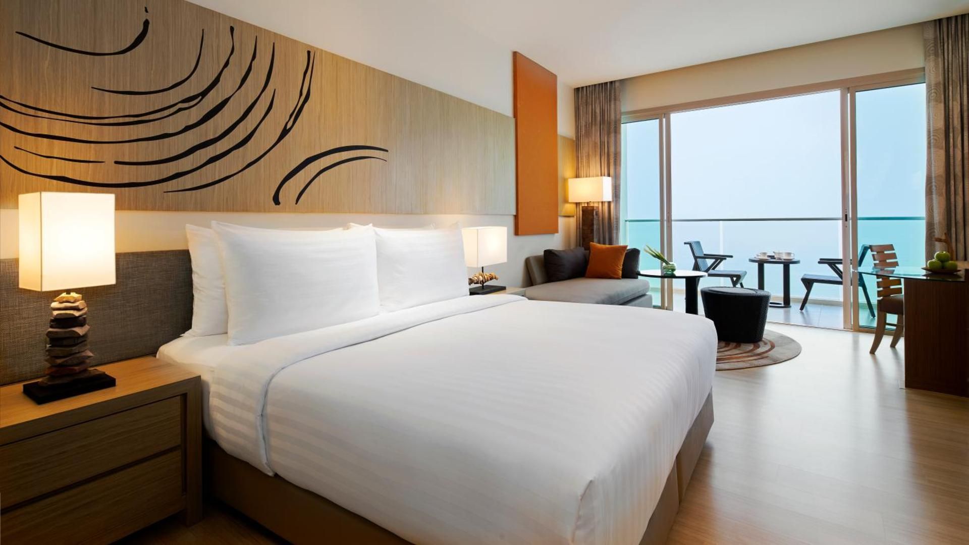 Premium King Sea View