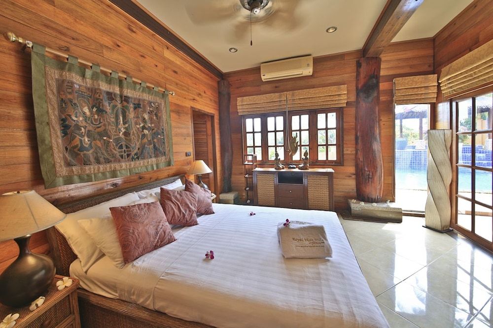 Presidential Thai Villa 4 Bedrooms Pool Villa, Partial Sea View 3