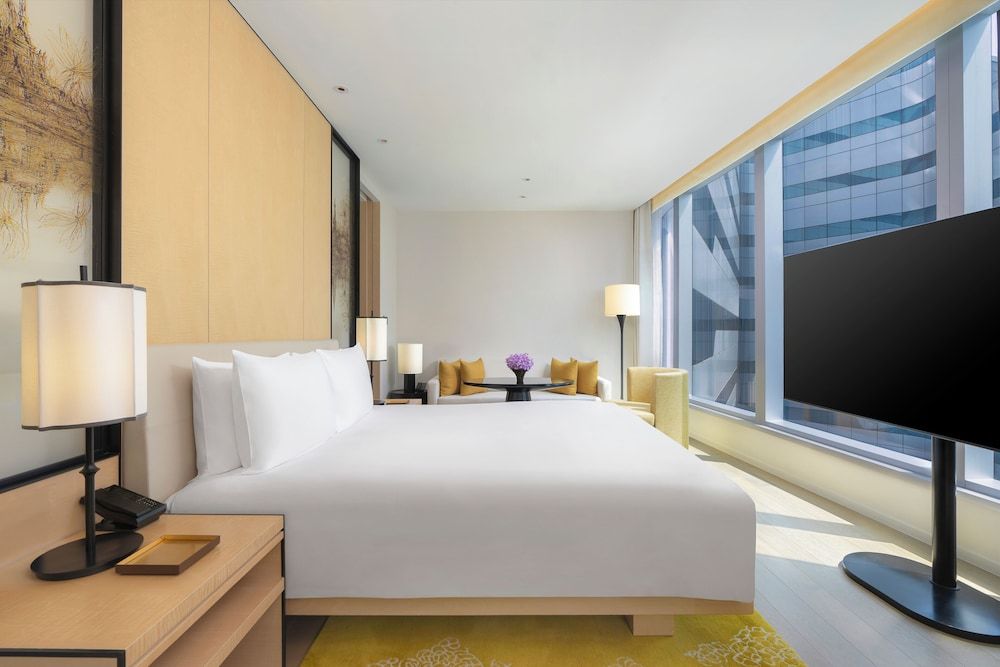 Deluxe Room, 1 King Bed