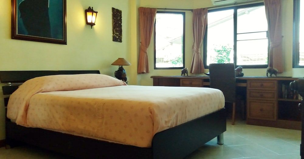 undefined Baan Laksee Pool Villa