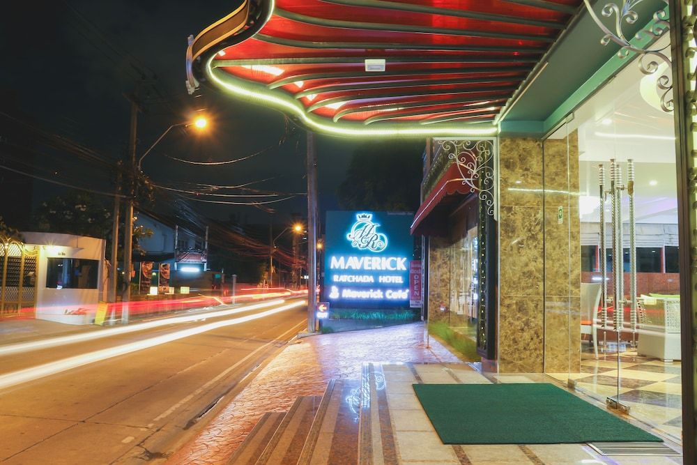 undefined Maverick Ratchada Hotel 6