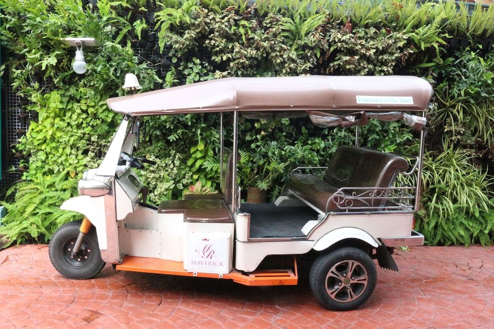 undefined Maverick Ratchada Hotel 3