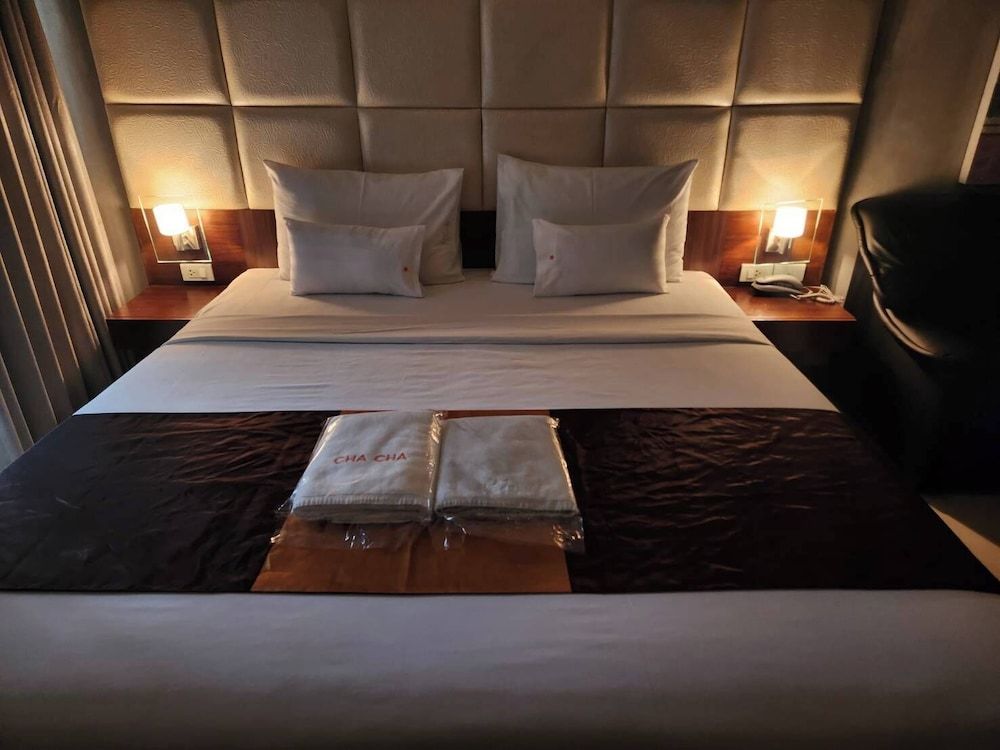 Collection O The Bangkok Cha Cha Suite Deluxe Double Room 12