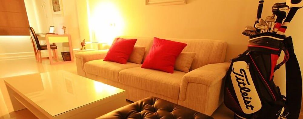 The One Residence Superior Twin Room 3