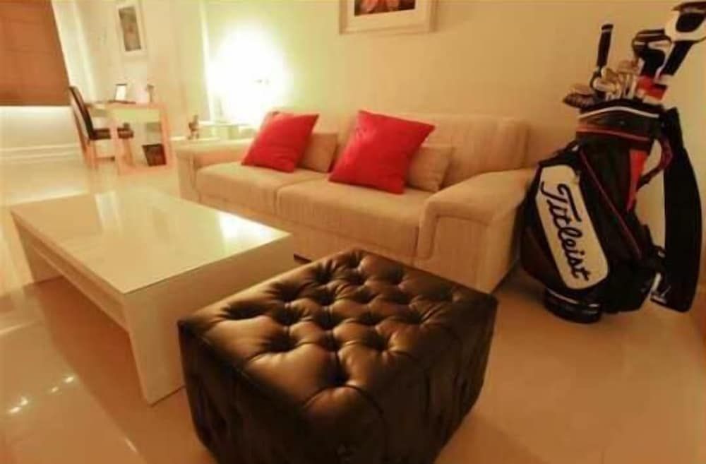 The One Residence Deluxe Double Room