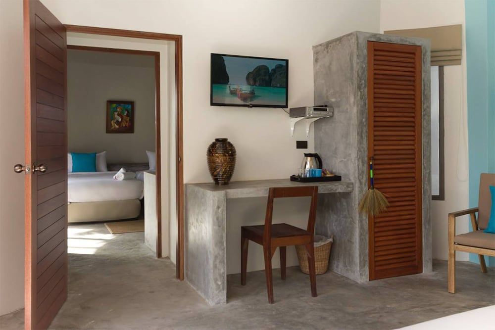 Secret Garden Beach Resort Deluxe Garden Bungalow 6