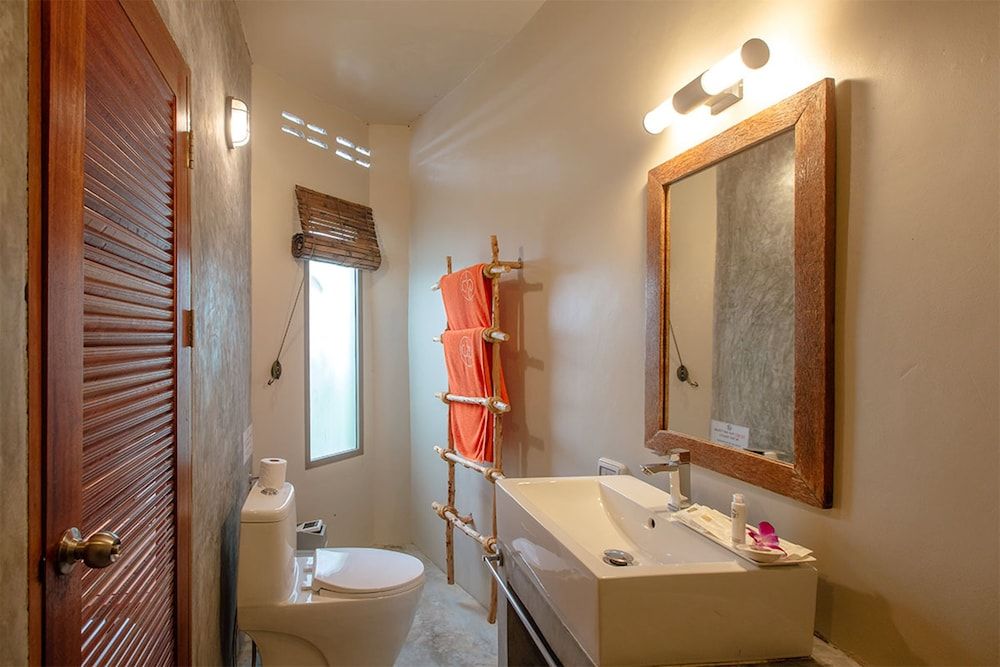 Secret Garden Beach Resort Deluxe Garden Bungalow 4