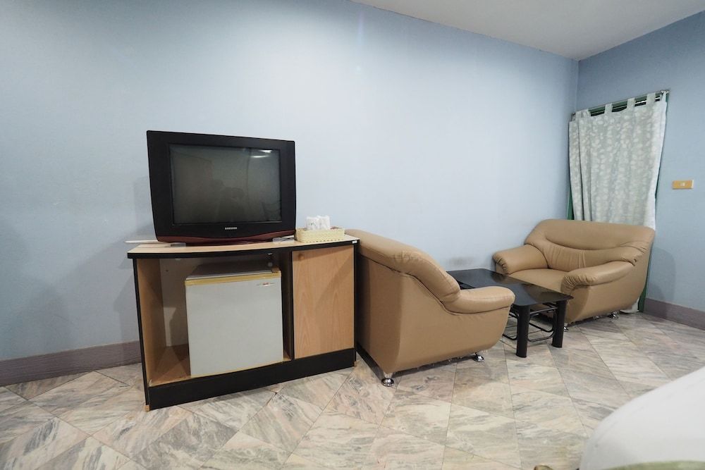 Luxury Hotel Standard Room 11