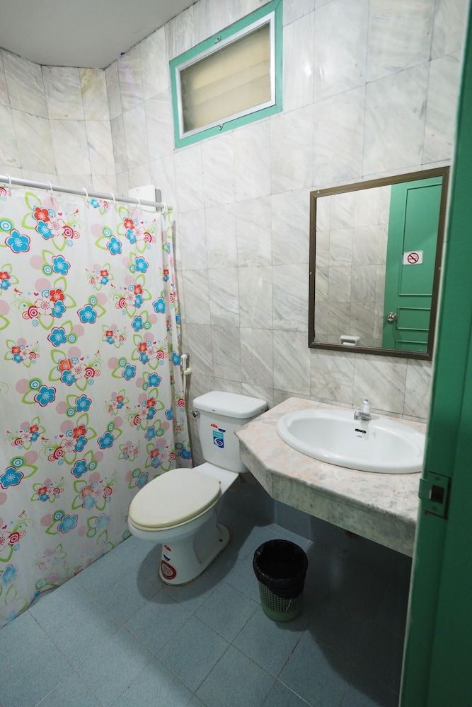 Luxury Hotel Standard Room 10