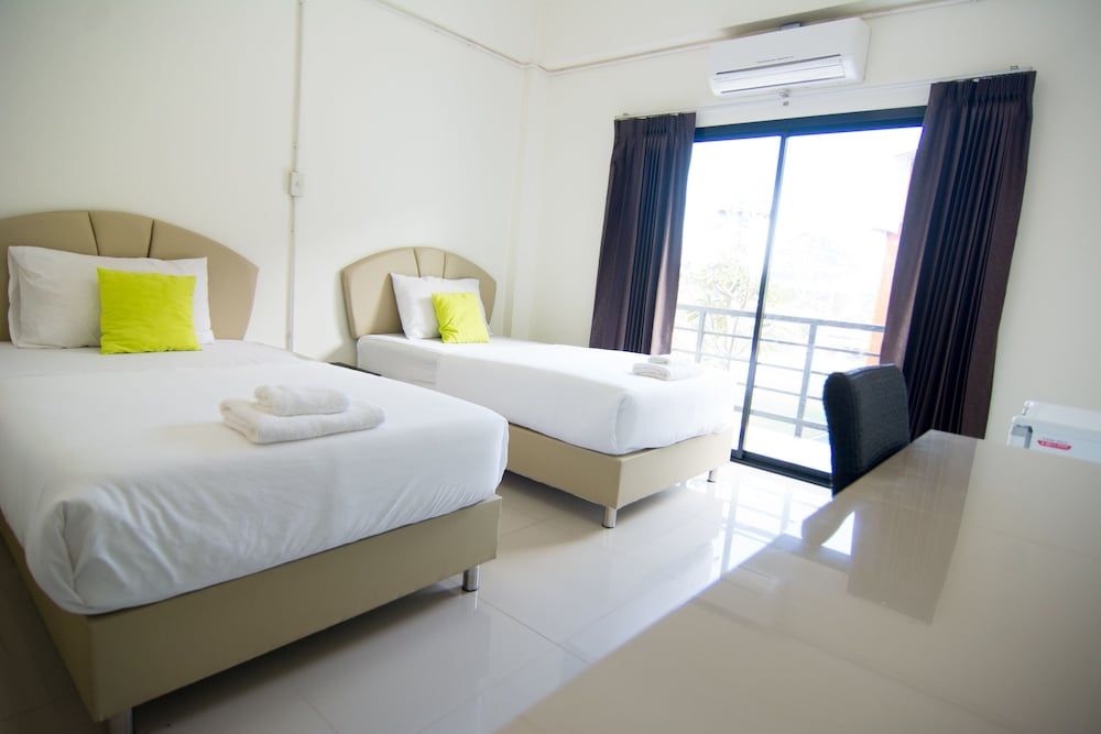 Sunee Boutique Hotel Standard Room 2 Single Beds 7