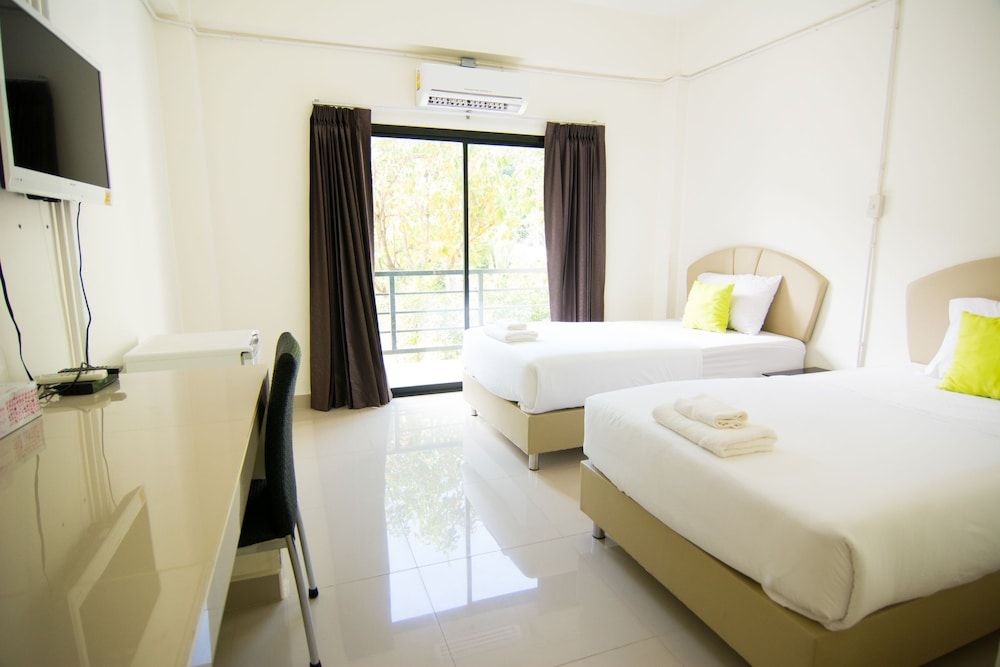 Sunee Boutique Hotel Standard Room 2 Single Beds 6