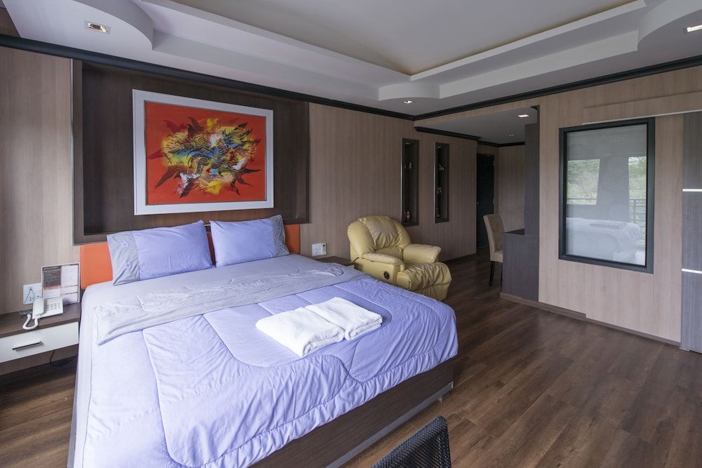 Benjatara Boutique Place Resort Suite 6