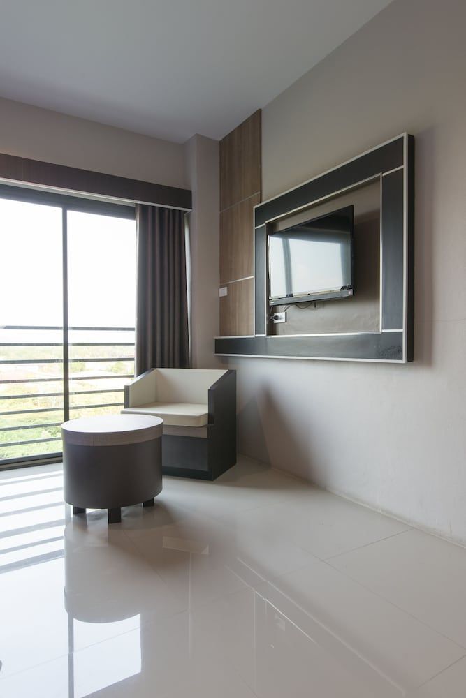 Benjatara Boutique Place Resort Triple Room