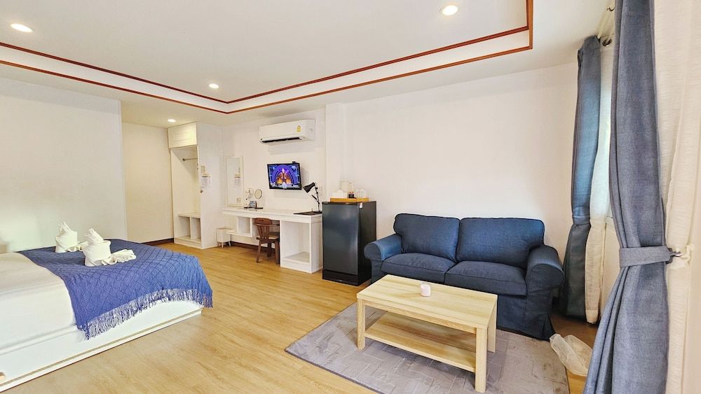 Phaithong Sotel Resort Romantic Room, Garden View 16