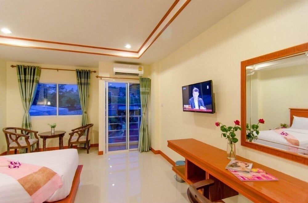 Phaithong Sotel Resort Superior Twin Room 8