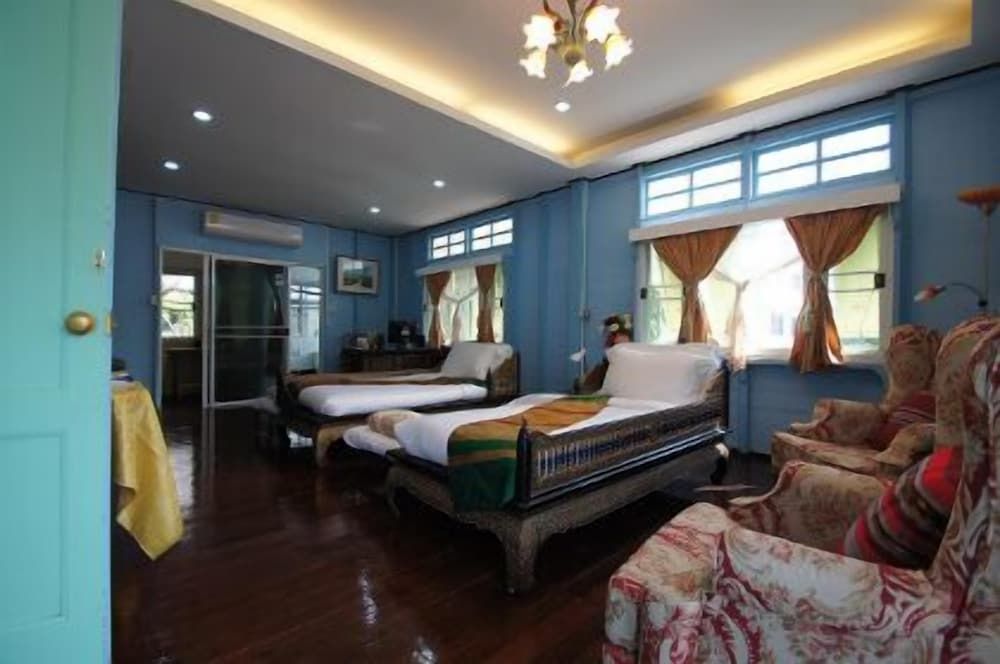 undefined Panida Suite 9