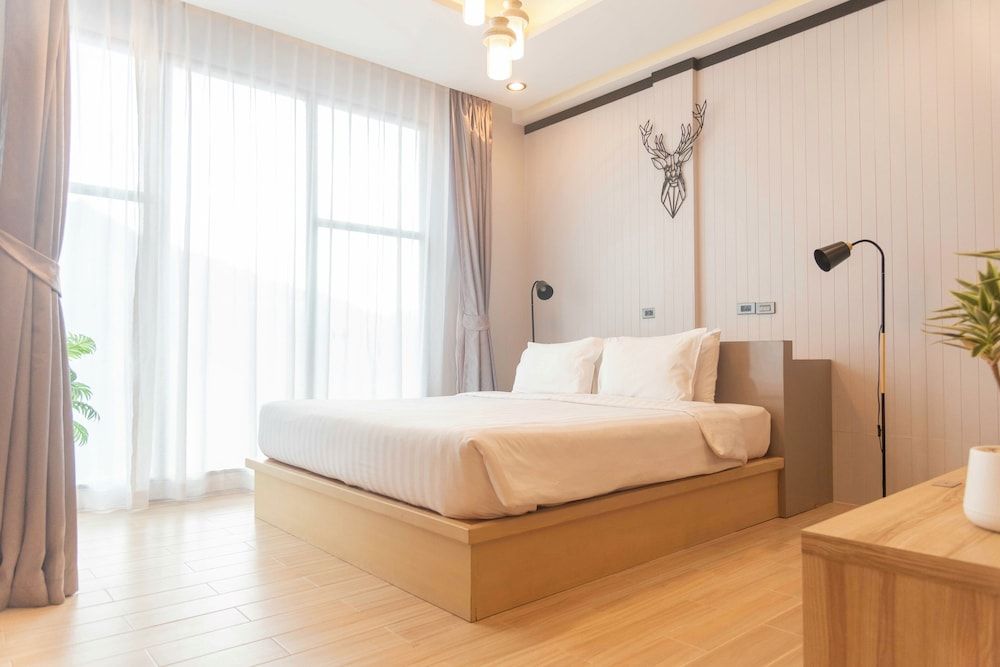 undefined Oneloft Hotel 4