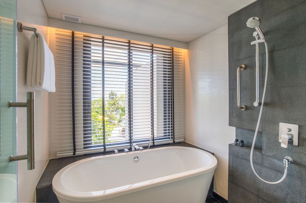 undefined The ShellSea Krabi Luxury Beach Front Resort & Pool Villa 4