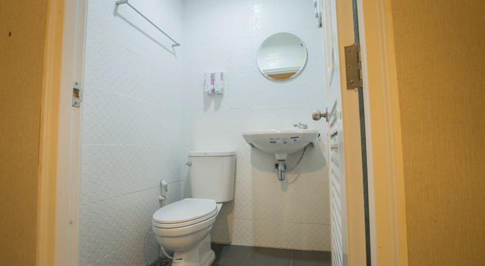 The Sleep Phang Nga Small Double Room 7