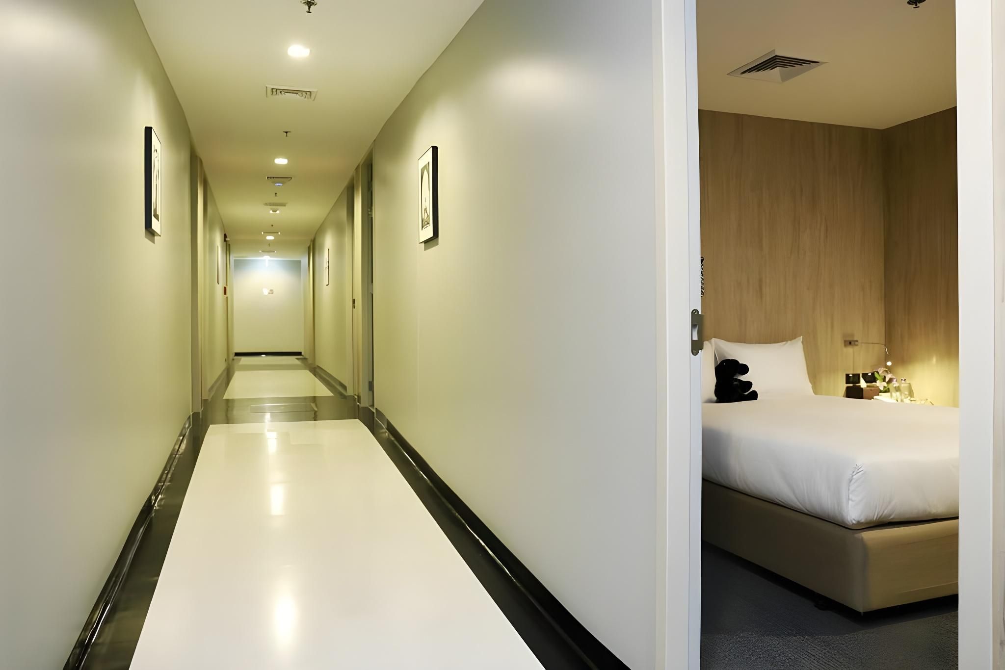 undefined Sleep Box by Miracle 5