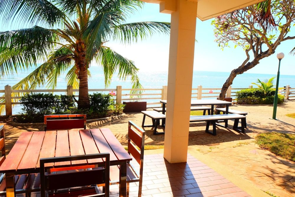 New Travel Beach Resort 3-Bedroom Sea View Villa 6