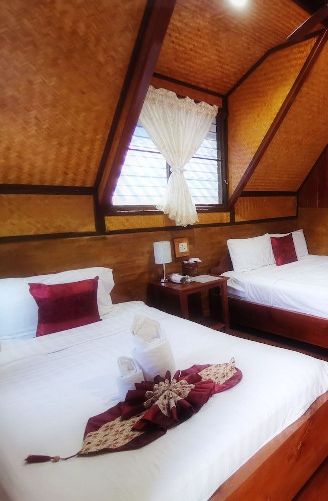 Bungalow Twin Bed
