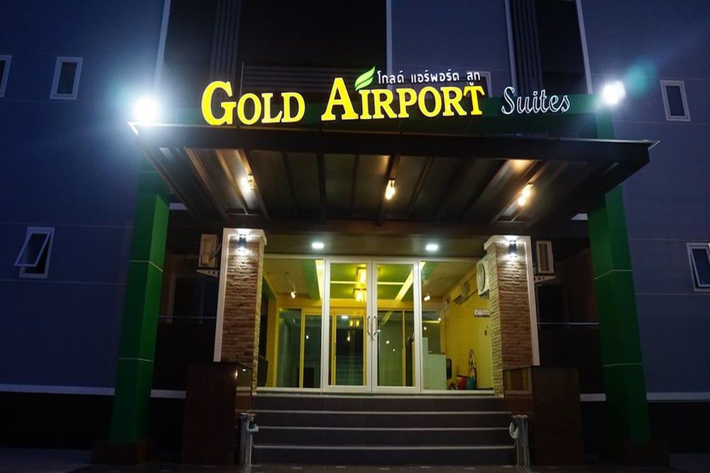 undefined Gold Airport Suites 9