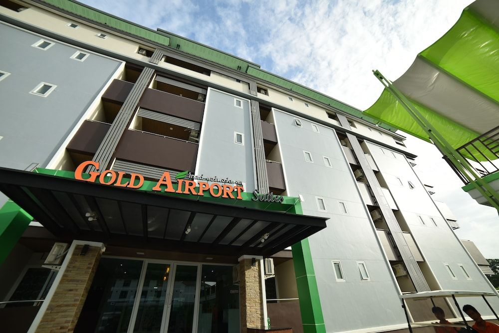 undefined Gold Airport Suites 7