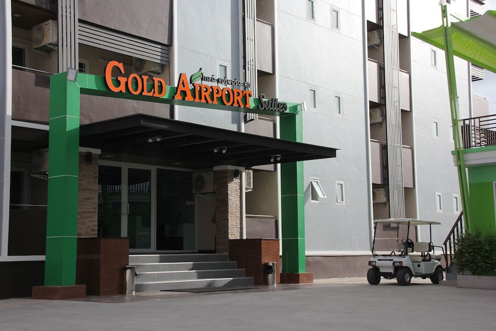 undefined Gold Airport Suites 4
