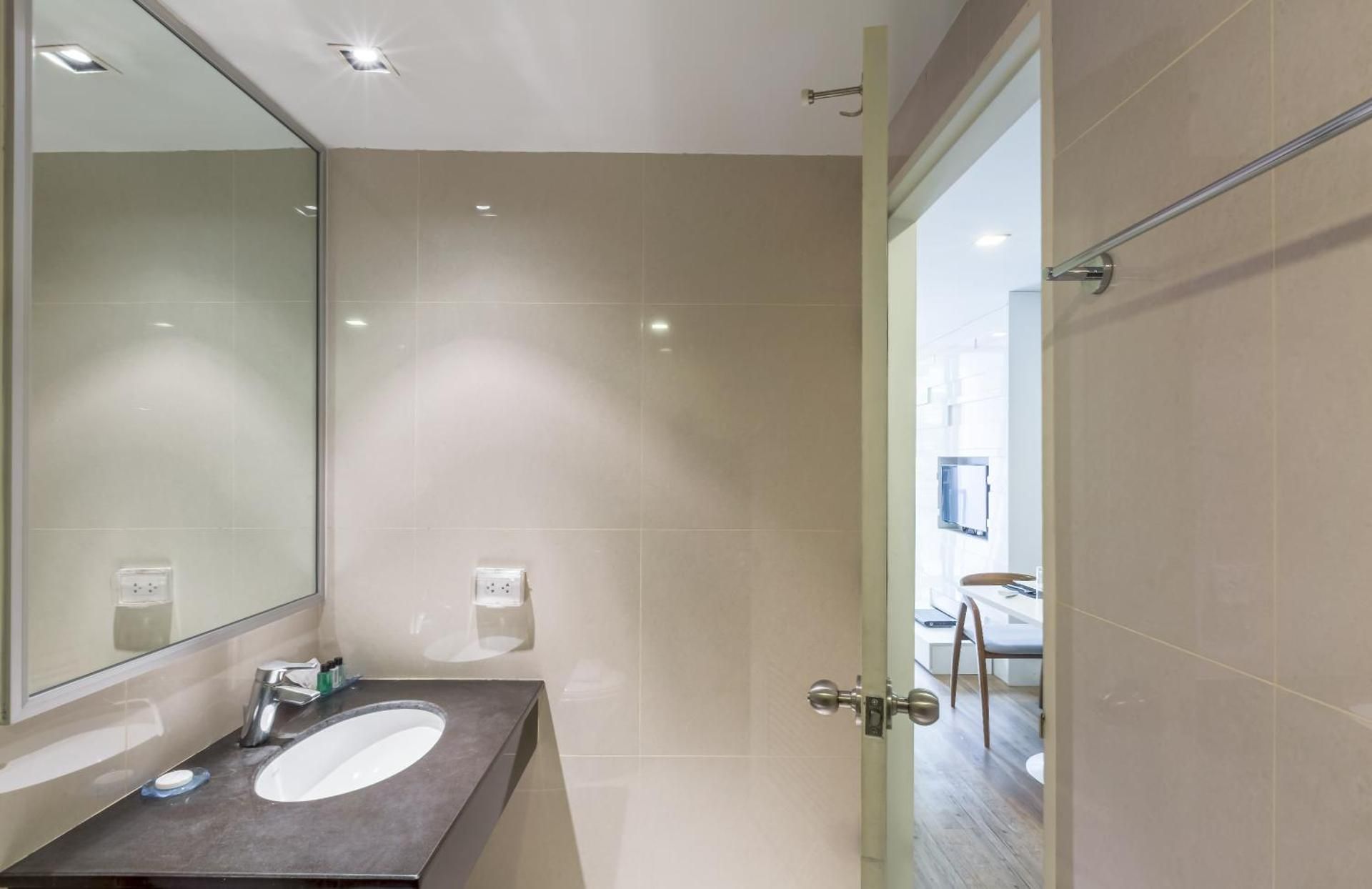 United Residence Ekamai Bangkok Studio 2