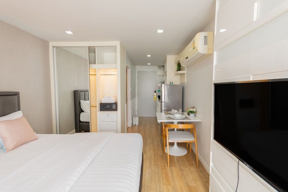 undefined United Residence Ekamai Bangkok 8