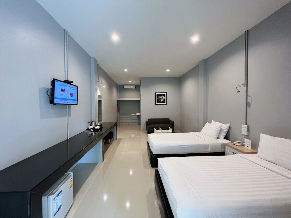 Standard Twin Room (A)