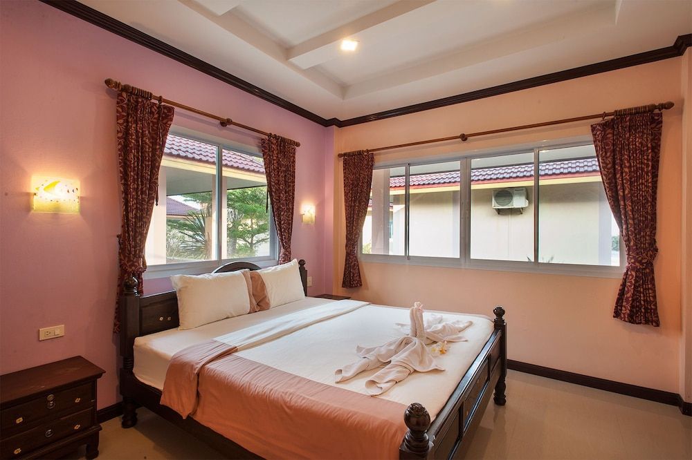 Chonnapha Resort Family Bungalow 2