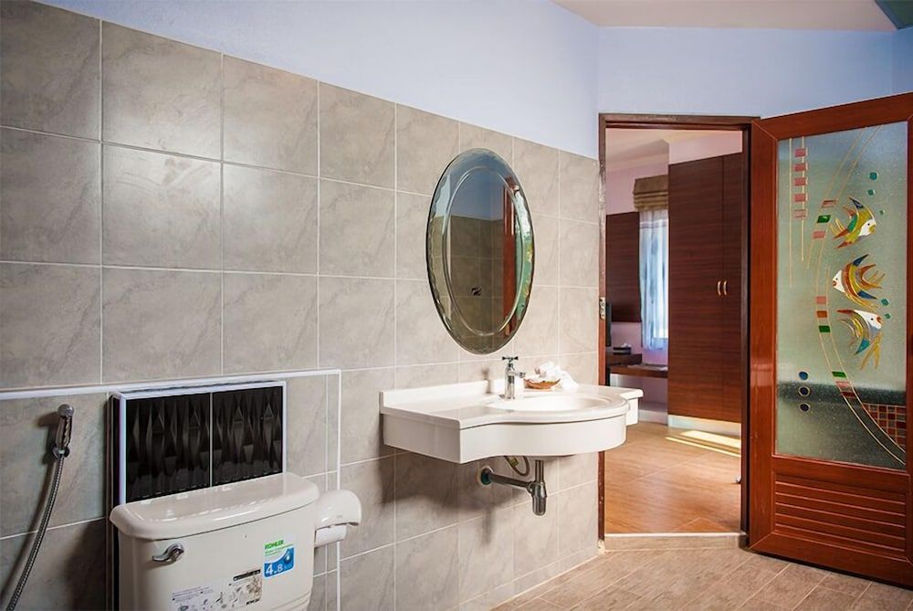 Chonnapha Resort Grand Villa 4