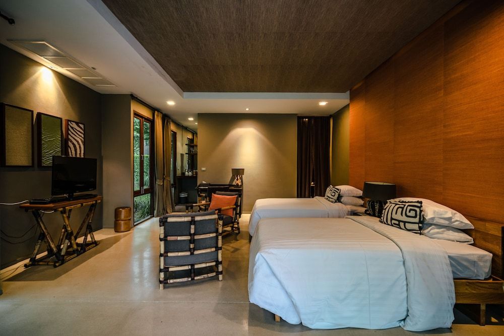 Mountain Creek Golf Resort & Residences Winter Escape Deluxe Villas