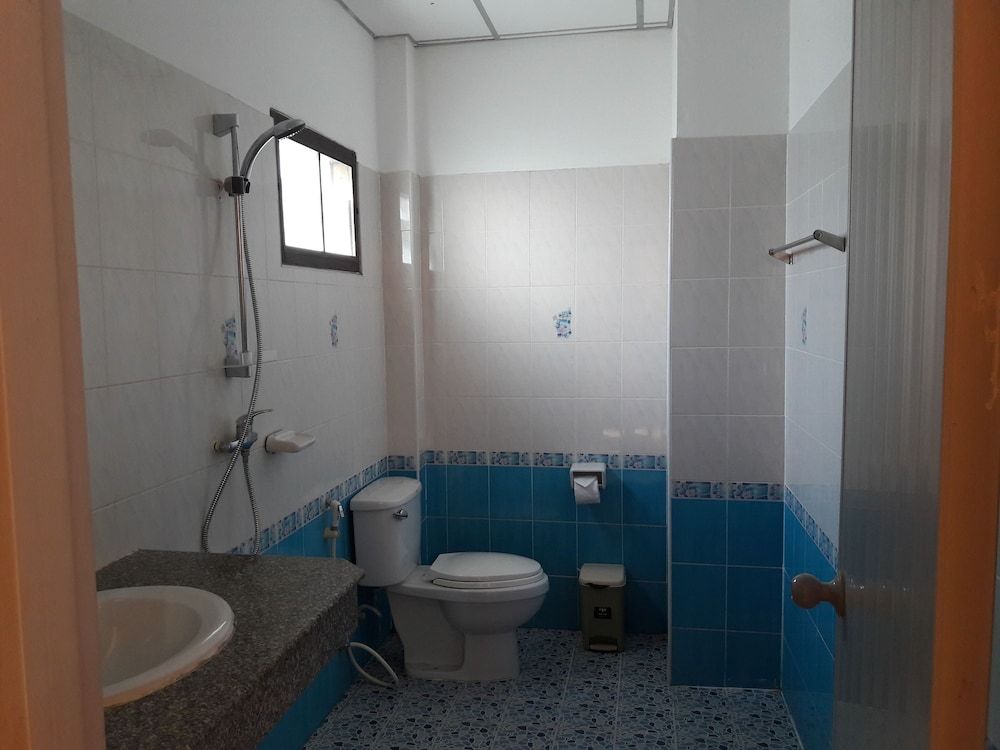 Green Mango Guesthouse - Hostel Superior Double Room, Private Bathroom 7