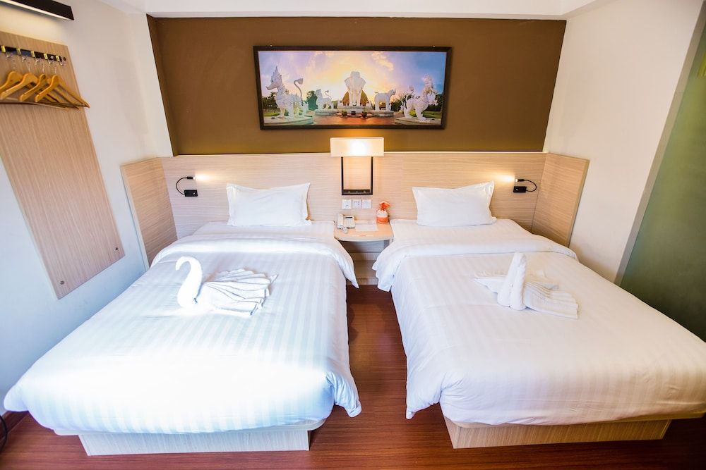 undefined Chiang Roi 7 Days Inn 8