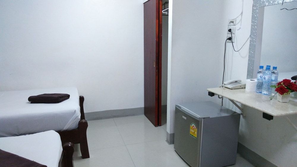 Al-Sana Hotel Twin Room 5