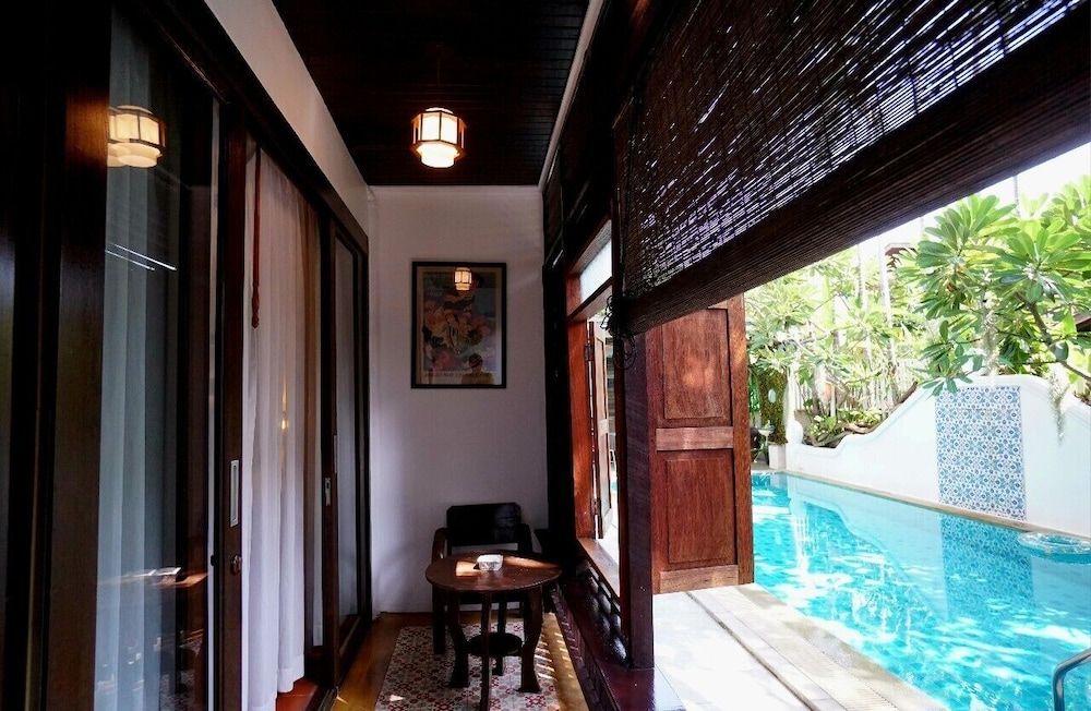 Baan Huen Phen Superior Twin Room with Balcony 9