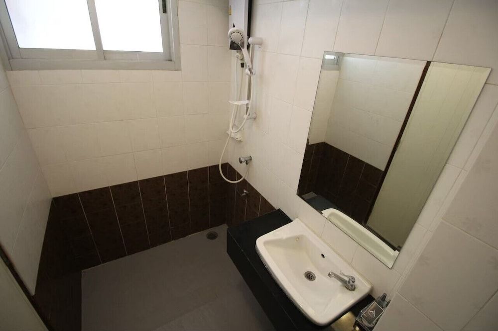 Leelawadee Resotel Raminthra 23 Superior Double Room 3