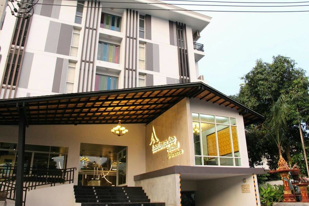 Leelawadee Resotel Raminthra 23