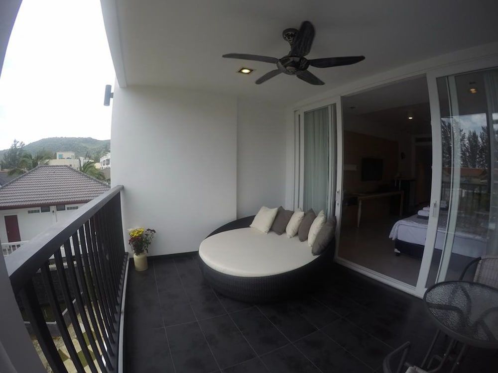 Vivace Hotel Deluxe Room, Kitchen 15