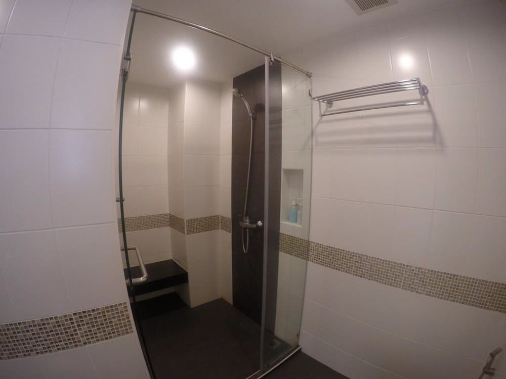 Vivace Hotel Deluxe Room, Kitchen 22