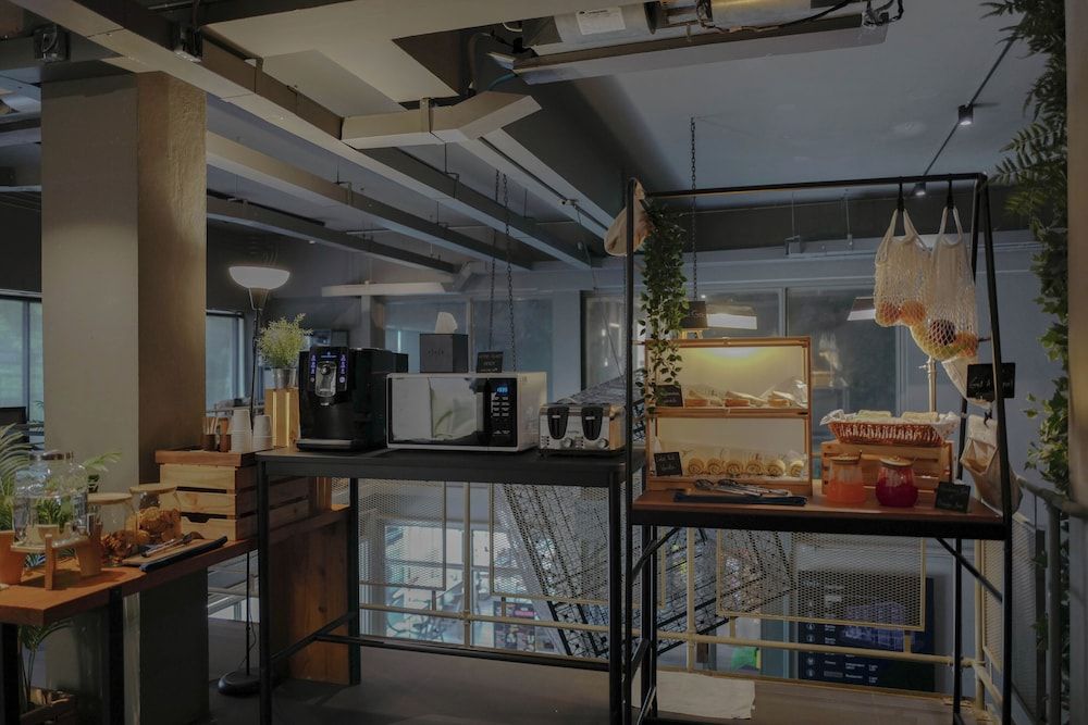 Snack bar