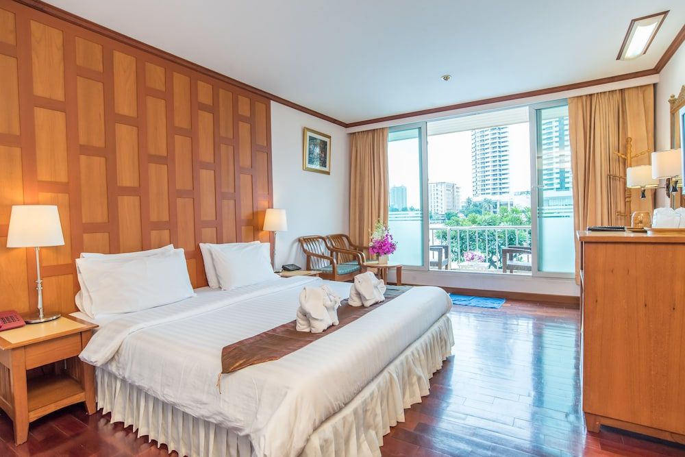 New Siam Riverside Deluxe Room, 1 Double Bed, Balcony, River View