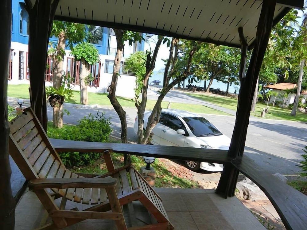 Talkoo Beach Resort Khanom Beach Blue Seaview 2